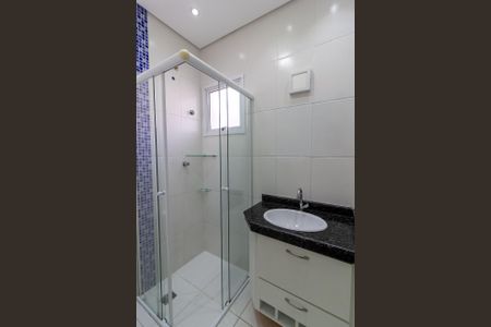 Casa à venda com 132m², 3 quartos e 2 vagas Casa à venda com 132m², 3 quartos e 2 vagasBanheiro Social