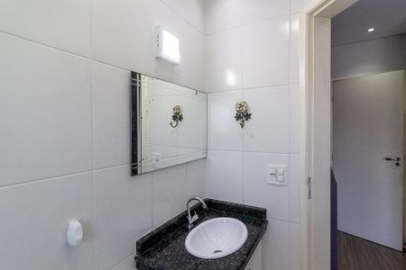 Casa à venda com 132m², 3 quartos e 2 vagas Casa à venda com 132m², 3 quartos e 2 vagasBanheiro da Suíte