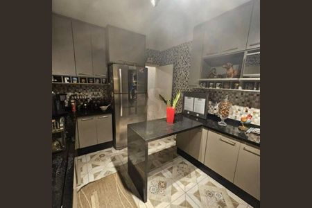 Casa à venda com 4 quartos, 385m² em Vila da Saúde, São Paulo