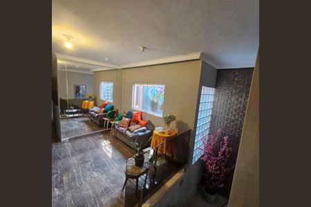 Casa à venda com 4 quartos, 385m² em Vila da Saúde, São Paulo