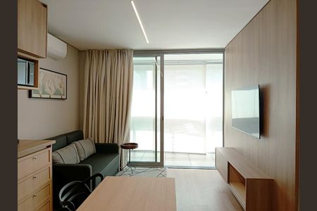 Sala de apartamento para alugar com 1 quarto, 40m² em Pinheiros, São Paulo