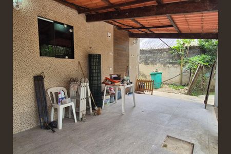 Casa para alugar com 160m², 2 quartos e 1 vaga Casa para alugar com 160m², 2 quartos e 1 vagaVaranda