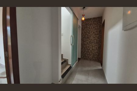 Casa para alugar com 160m², 2 quartos e 1 vaga Casa para alugar com 160m², 2 quartos e 1 vagaCorredor