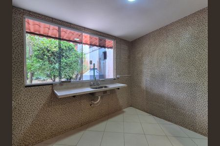 Casa para alugar com 160m², 2 quartos e 1 vaga Casa para alugar com 160m², 2 quartos e 1 vagaCozinha