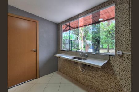 Casa para alugar com 160m², 2 quartos e 1 vaga Casa para alugar com 160m², 2 quartos e 1 vagaCozinha