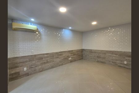 Casa para alugar com 160m², 2 quartos e 1 vaga Casa para alugar com 160m², 2 quartos e 1 vagaSala
