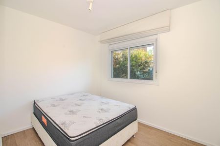 Quarto 2 de apartamento para alugar com 2 quartos, 55m² em Jardim Carvalho, Porto Alegre