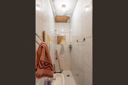 Casa à venda com 80m², 2 quartos e 1 vaga Casa à venda com 80m², 2 quartos e 1 vagaBanheiro Social