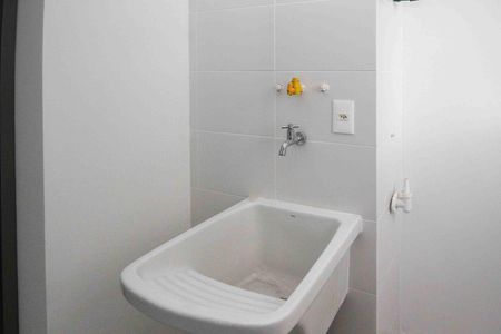 Apartamento para alugar com 73m², 2 quartos e 1 vaga Apartamento para alugar com 73m², 2 quartos e 1 vagaÁrea de Serviço