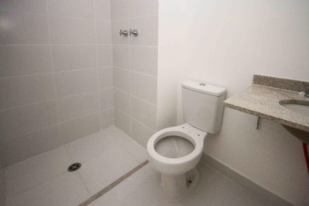 Apartamento para alugar com 73m², 2 quartos e 1 vaga Apartamento para alugar com 73m², 2 quartos e 1 vagaBanheiro Social