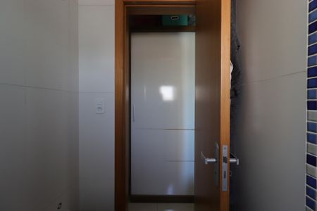Apartamento à venda com 100m², 2 quartos e 1 vagaBanheiro da Suíte