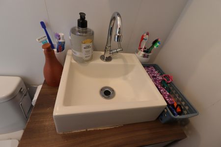 Apartamento à venda com 100m², 2 quartos e 1 vagaBanheiro Social - Pia