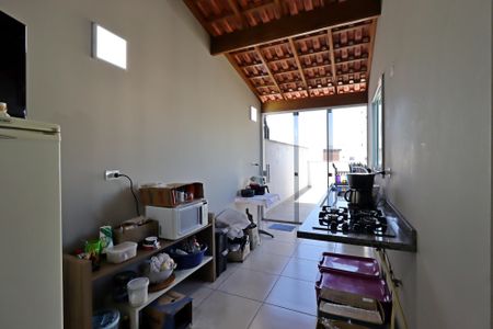 Apartamento à venda com 100m², 2 quartos e 1 vagaCozinha