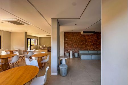 Apartamento à venda com 125m², 3 quartos e 3 vagas Apartamento à venda com 125m², 3 quartos e 3 vagasÁrea comum - Salão de festas
