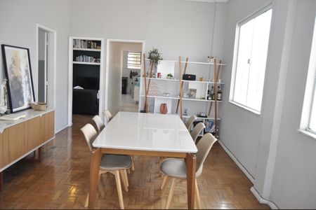 Casa à venda com 110m², 3 quartos e sem vagaSala