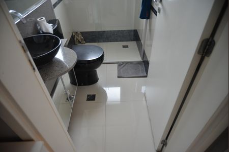 Apartamento à venda com 88m², 3 quartos e 2 vagasBanheiro Social