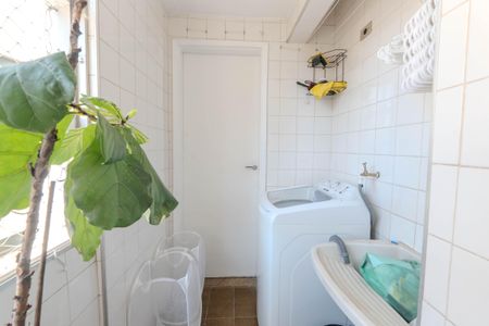 Apartamento à venda com 108m², 3 quartos e 1 vaga Apartamento à venda com 108m², 3 quartos e 1 vagaÁrea de Serviço