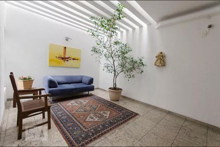 Apartamento à venda com 168m², 2 quartos e 2 vagas Apartamento à venda com 168m², 2 quartos e 2 vagasHall de Entrada