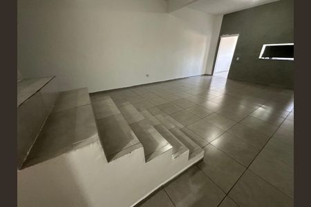 Casa para alugar com 100m², 1 quarto e sem vaga Casa para alugar com 100m², 1 quarto e sem vagaSala