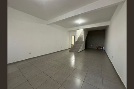 Casa para alugar com 100m², 1 quarto e sem vaga Casa para alugar com 100m², 1 quarto e sem vagaSala