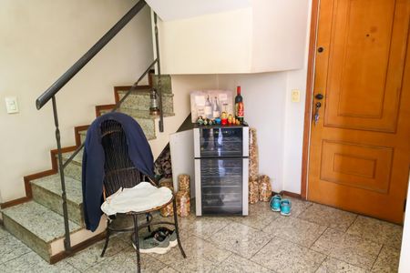 Apartamento para alugar com 142m², 4 quartos e 3 vagasSala