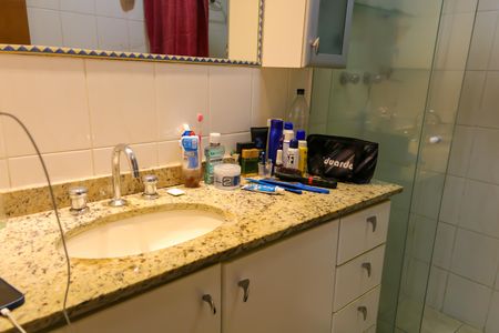 Apartamento para alugar com 142m², 4 quartos e 3 vagasBanheiro da Suíte 2