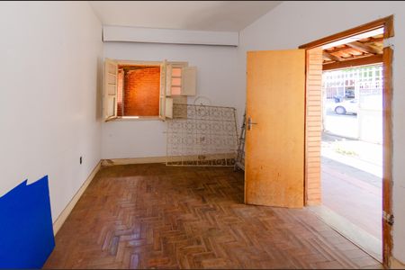 Sala de casa à venda com 2 quartos, 170m² em Serra, Belo Horizonte