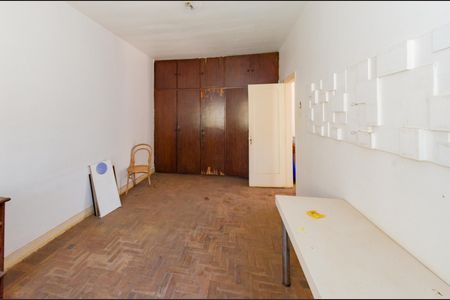 Casa à venda com 170m², 2 quartos e 2 vagas Casa à venda com 170m², 2 quartos e 2 vagasQuarto 1