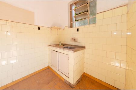 Casa à venda com 170m², 2 quartos e 2 vagas Casa à venda com 170m², 2 quartos e 2 vagasCozinha