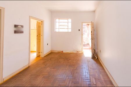 Casa à venda com 170m², 2 quartos e 2 vagas Casa à venda com 170m², 2 quartos e 2 vagasSala de jantar