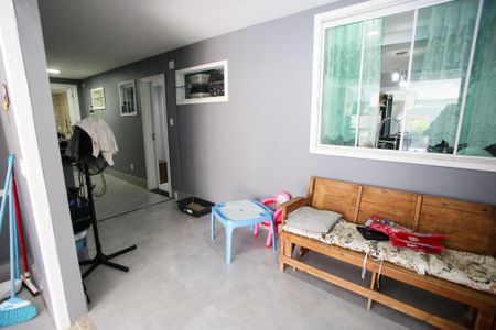 Casa à venda com 140m², 3 quartos e 1 vagaÁrea de Serviço