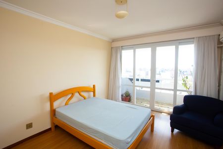 Apartamento à venda com 277m², 4 quartos e 2 vagasSuíte 1