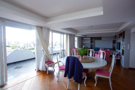 Apartamento à venda com 277m², 4 quartos e 2 vagasSala 2