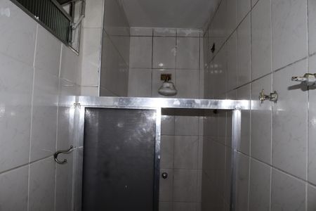 Banheiro de kitnet/studio para alugar com 1 quarto, 36m² em Vila Buarque, São Paulo