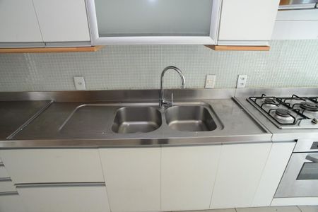 Apartamento para alugar com 182m², 5 quartos e 3 vagasCozinha