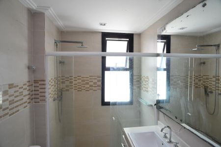 Apartamento para alugar com 182m², 5 quartos e 3 vagasBanheiro Suíte