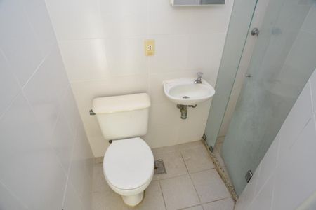 Apartamento para alugar com 182m², 5 quartos e 3 vagasBanheiro de Serviço