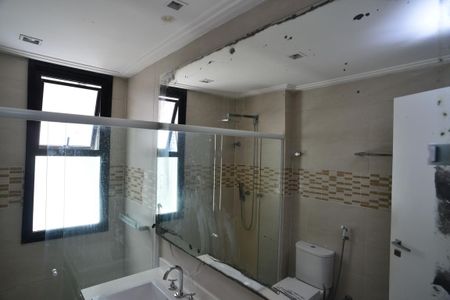 Apartamento para alugar com 182m², 5 quartos e 3 vagasBanheiro Suíte