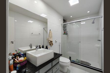 Apartamento à venda com 79m², 2 quartos e 1 vagaBanheiro Social