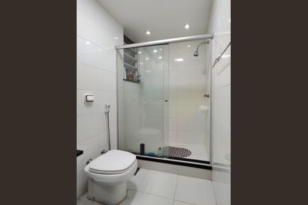 Apartamento à venda com 79m², 2 quartos e 1 vagaBanheiro Social