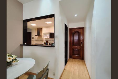 Apartamento à venda com 79m², 2 quartos e 1 vagaCozinha