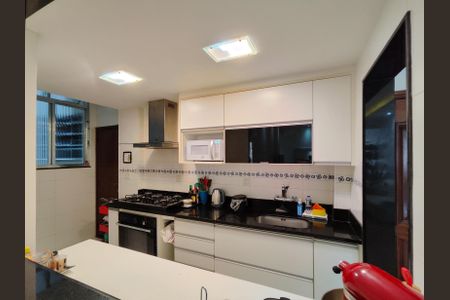 Apartamento à venda com 79m², 2 quartos e 1 vagaCozinha