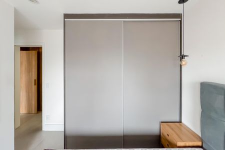 Apartamento à venda com 72m², 1 quarto e 1 vaga Apartamento à venda com 72m², 1 quarto e 1 vagaSuíte - Armários