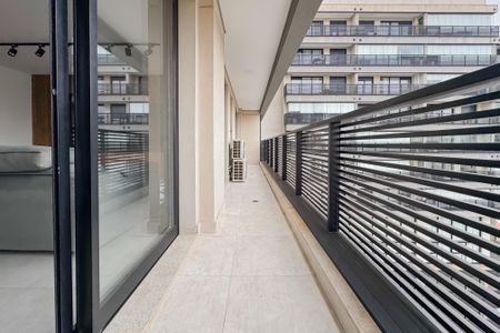 Apartamento à venda com 72m², 1 quarto e 1 vaga Apartamento à venda com 72m², 1 quarto e 1 vagaVaranda da Sala