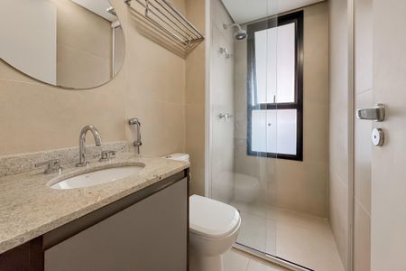 Apartamento à venda com 72m², 1 quarto e 1 vaga Apartamento à venda com 72m², 1 quarto e 1 vagaBanheiro da Suíte