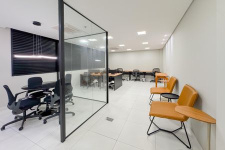 Apartamento à venda com 72m², 1 quarto e 1 vaga Apartamento à venda com 72m², 1 quarto e 1 vagaCoworking