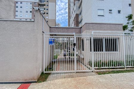Apartamento à venda com 40m², 2 quartos e 1 vaga Apartamento à venda com 40m², 2 quartos e 1 vagaFachada