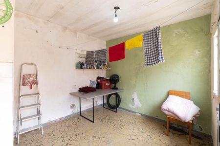 Casa à venda com 130m², 2 quartos e 3 vagas Casa à venda com 130m², 2 quartos e 3 vagasLavanderia