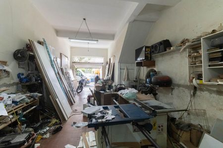 Casa à venda com 130m², 2 quartos e 3 vagas Casa à venda com 130m², 2 quartos e 3 vagasGaragem