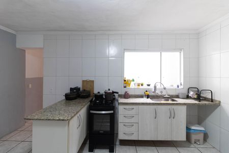 Casa à venda com 130m², 2 quartos e 3 vagas Casa à venda com 130m², 2 quartos e 3 vagasCozinha